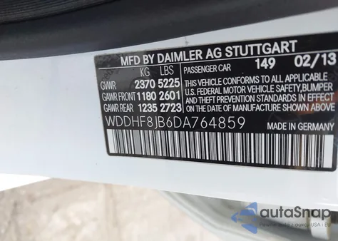 2013 Mercedes-Benz E 350 4Matic z USA, uszkodzony, nr VIN WDDHF8JB6DA764859
